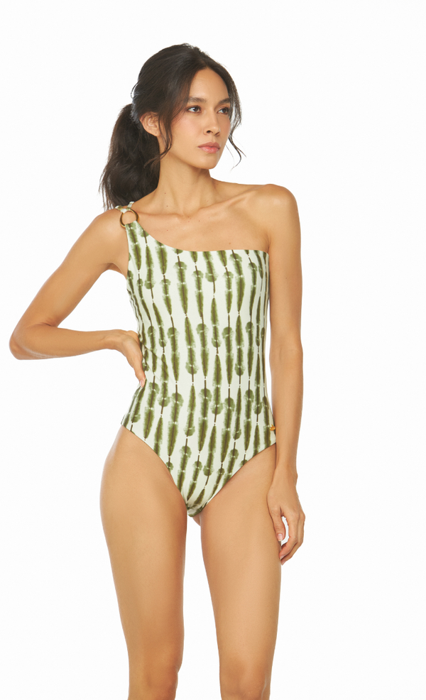 Arenal One Piece